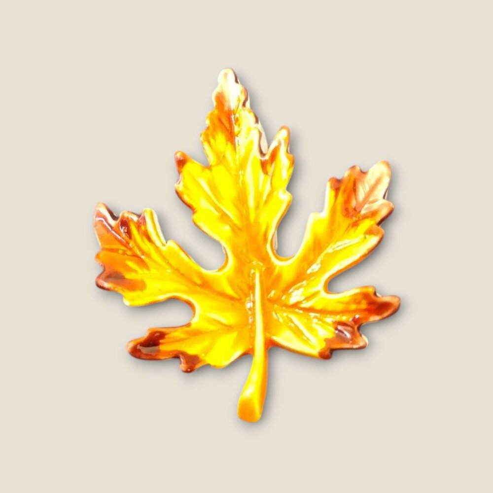 Vintage Gerry's Leaf Brooch Pin Autumn Fall Yellow Orange